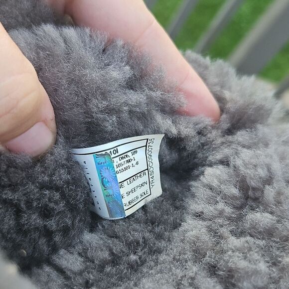 Ugg Bailey Button Triplet Tall Boots size 7 - Picture 5 of 8